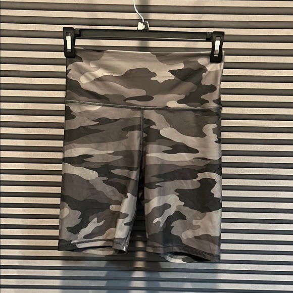 American Eagle Outfitters Pants - A/E Camouflage High-Waisted Shorts